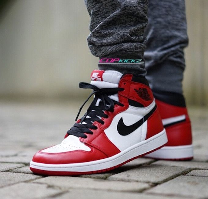 Air Jordan 1 Retro High OG 'Chicago' 2015 - Air Jordan - 555088 101 | GOAT