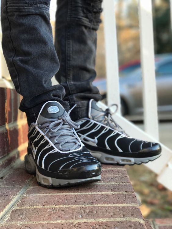 air max 90 black black white