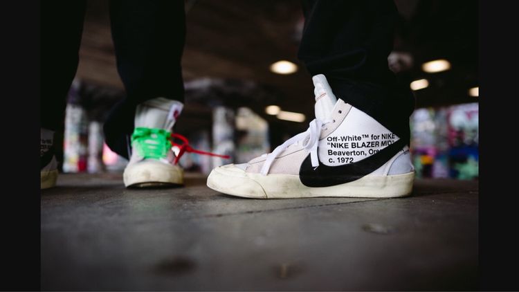 ua off white blazer