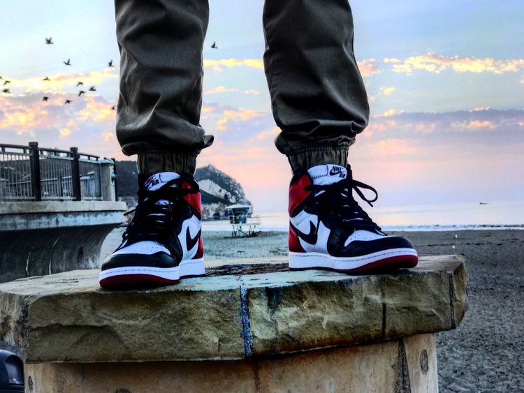 jordan 1 retro high og black toe 2016