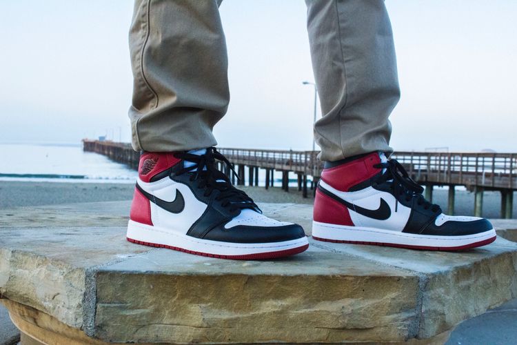 jordan 1 retro high og black toe 2016