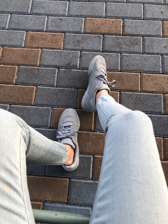 yeezy powerphase calabasas grey