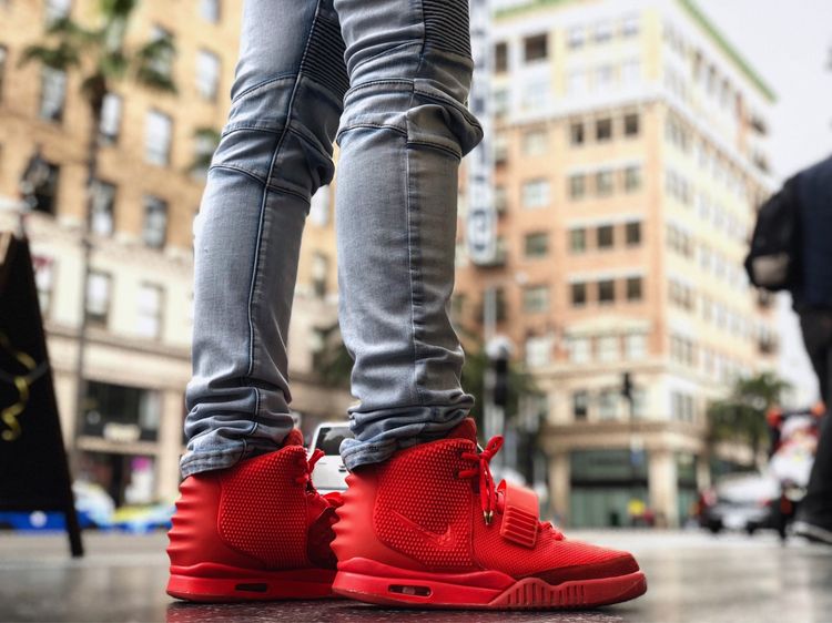 red octobers yeezy price