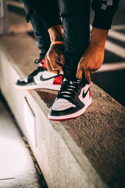 jordan 1 retro high og black toe 2016
