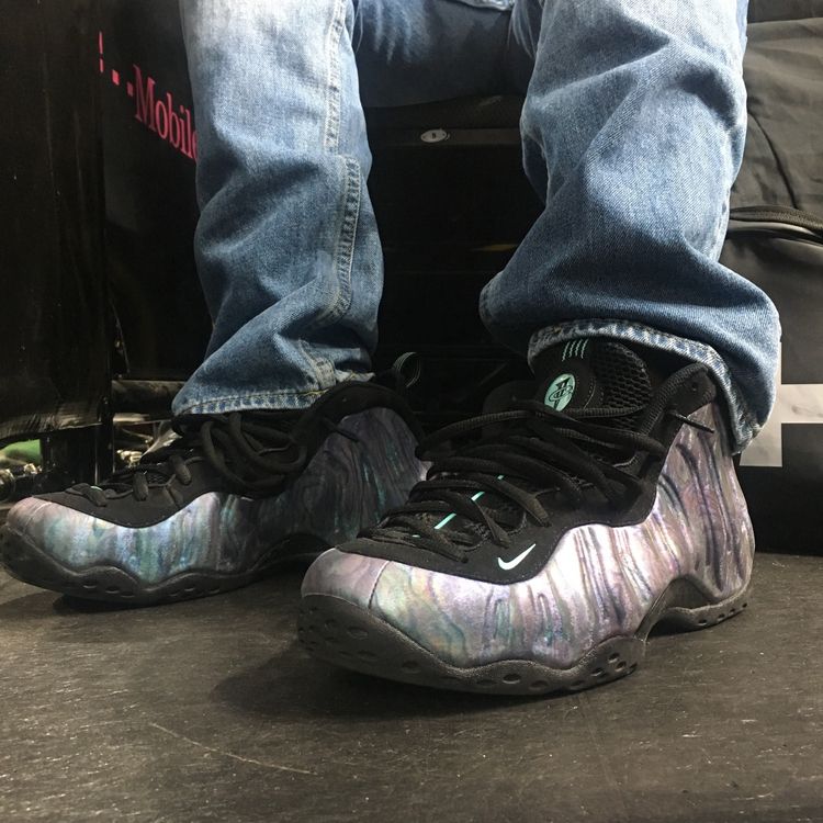 nike air foamposite one abalone