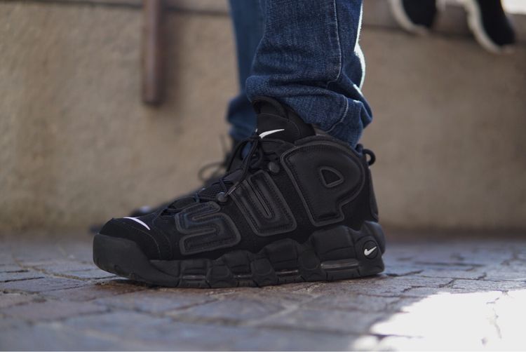 supreme uptempo black