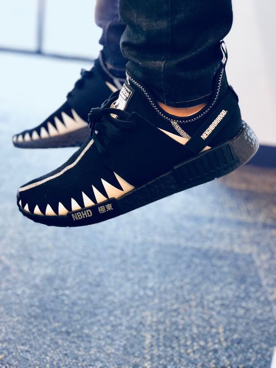 neighborhood x nmd r1 primeknit
