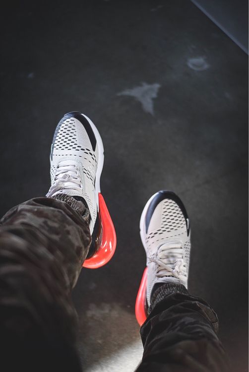 womens air max 270 light bone