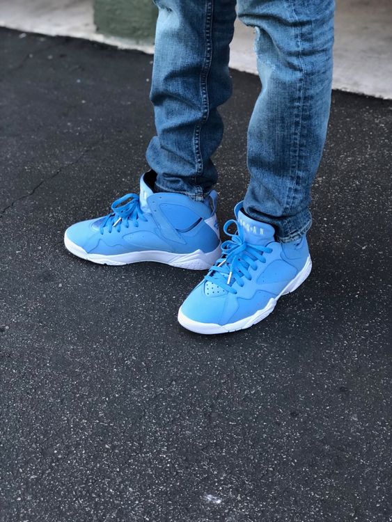 air jordan 7 pantone