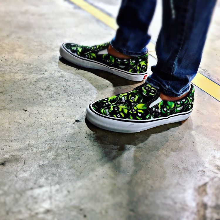 Supreme x Slip-On &#39;Glow-In-The-Dark Skull Pile&#39; - Vans - VN0A347V3FW | GOAT