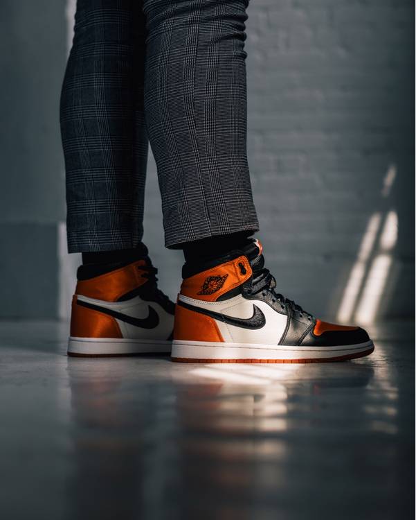 Wmns Air Jordan 1 Retro High OG 'Satin Shattered Backboard' - Air ...