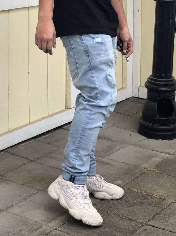 yeezy 500 with jeans
