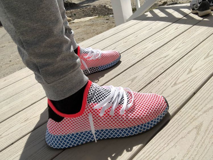 deerupt red and blue