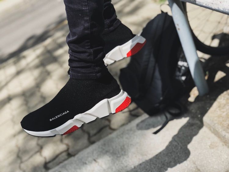 balenciaga speed trainer mid black
