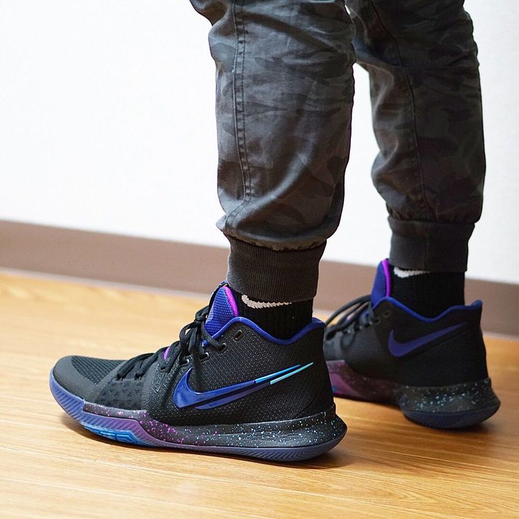 kyrie 3 flip the switch foot locker