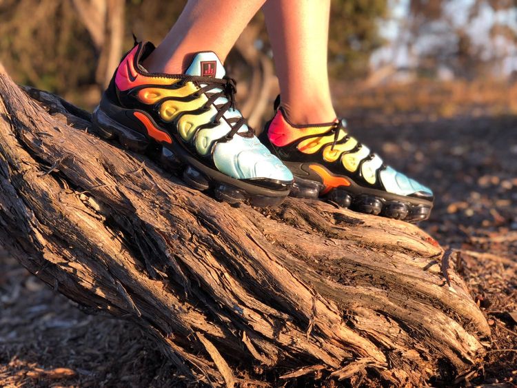 vapormax plus tropical sunset