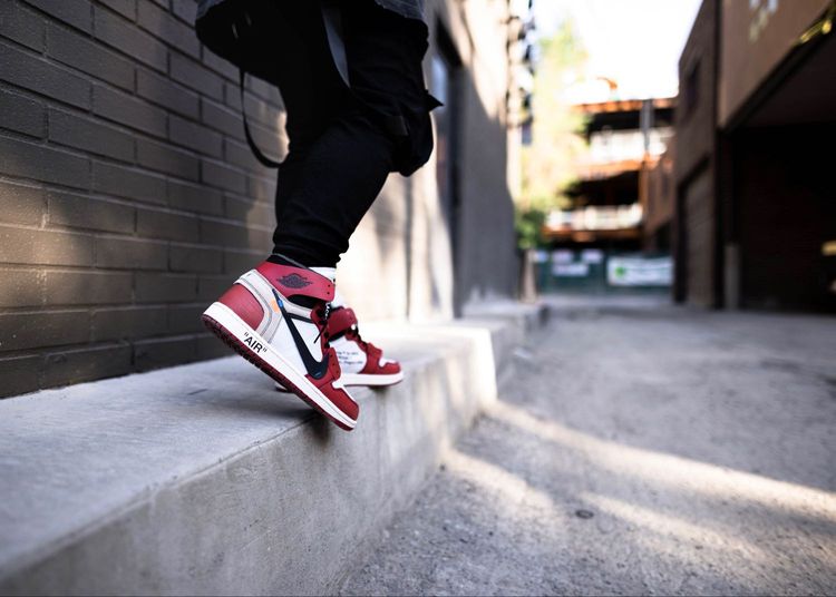 jordan 1 chicago off white on feet