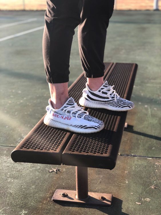 Yeezy Boost 350 V2 'Zebra' - adidas - CP9654 | GOAT