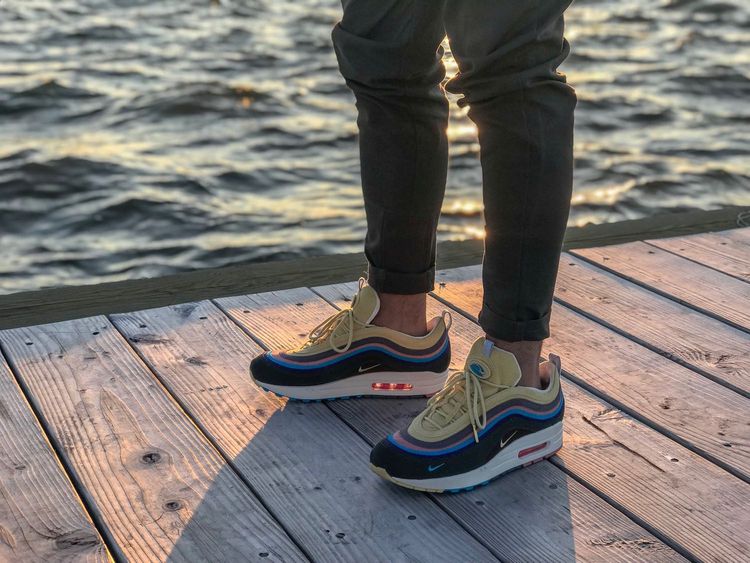 air max sean wotherspoon on feet