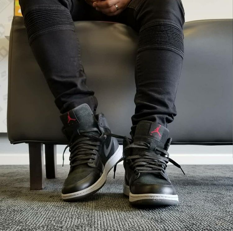 Air Jordan 1 Retro High NYC '23NY' Air Jordan 715060 002 GOAT