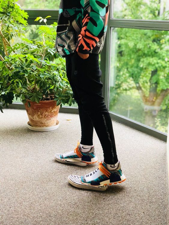 human race solar on feet