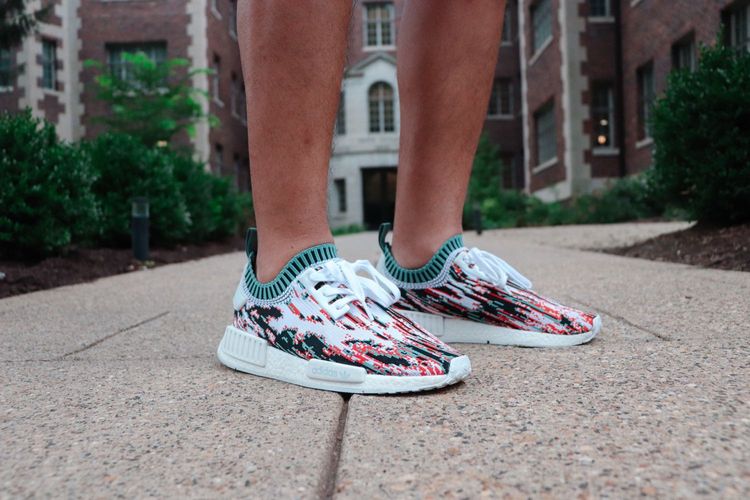 nmd primeknit on feet