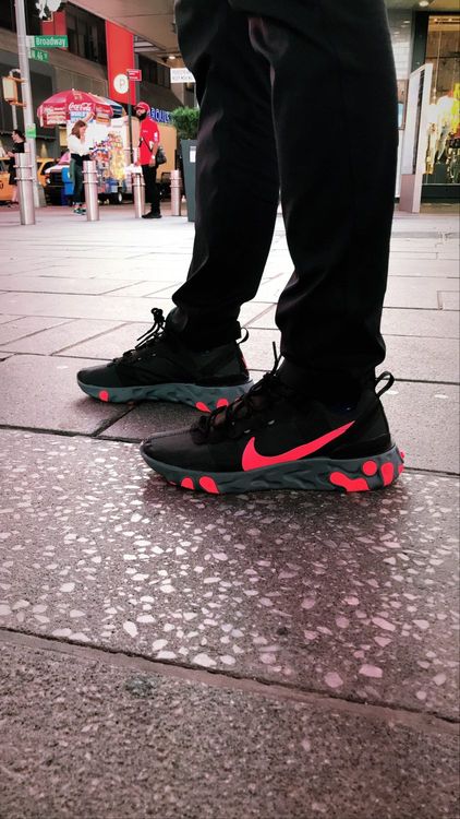 solar red nike react