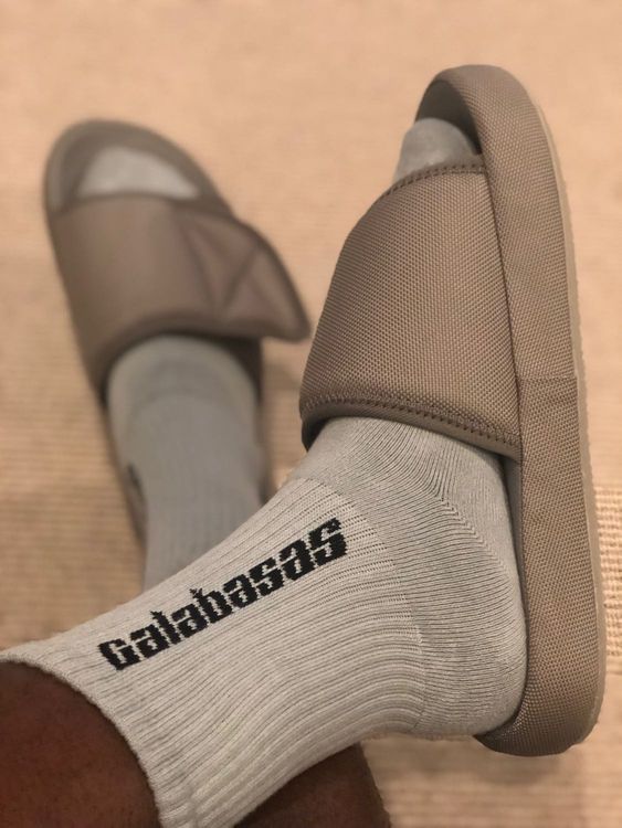 yeezy season 6 nylon slipper taupe