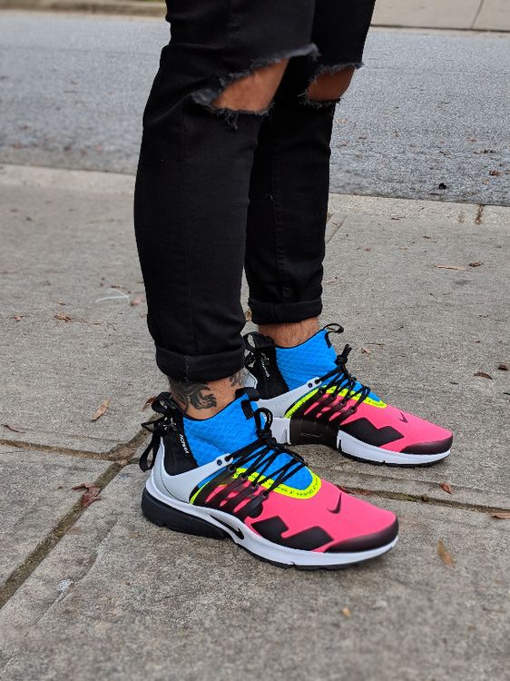 racer pink nike