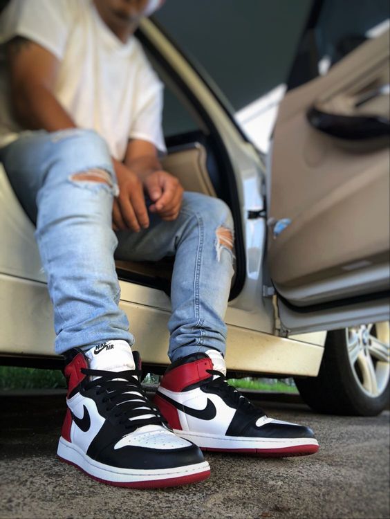 jordan 1 retro high og black toe 2016