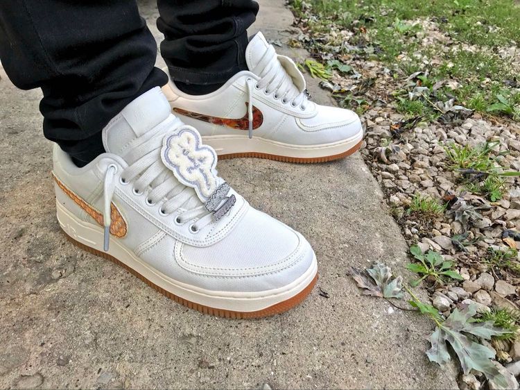 travis scott nike air force 1 sail