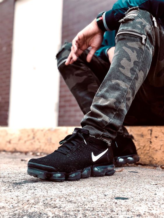 nike air vapormax flyknit 2 on feet