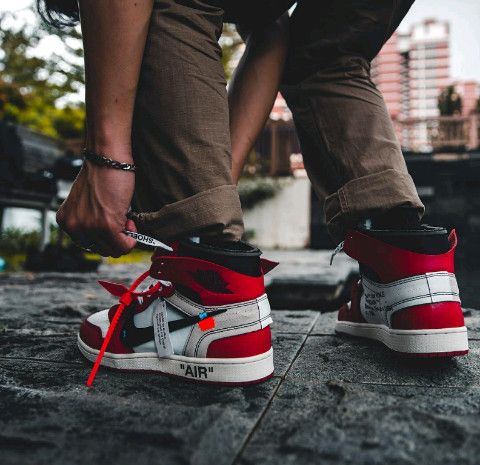 jordan 1 off white chicago on feet