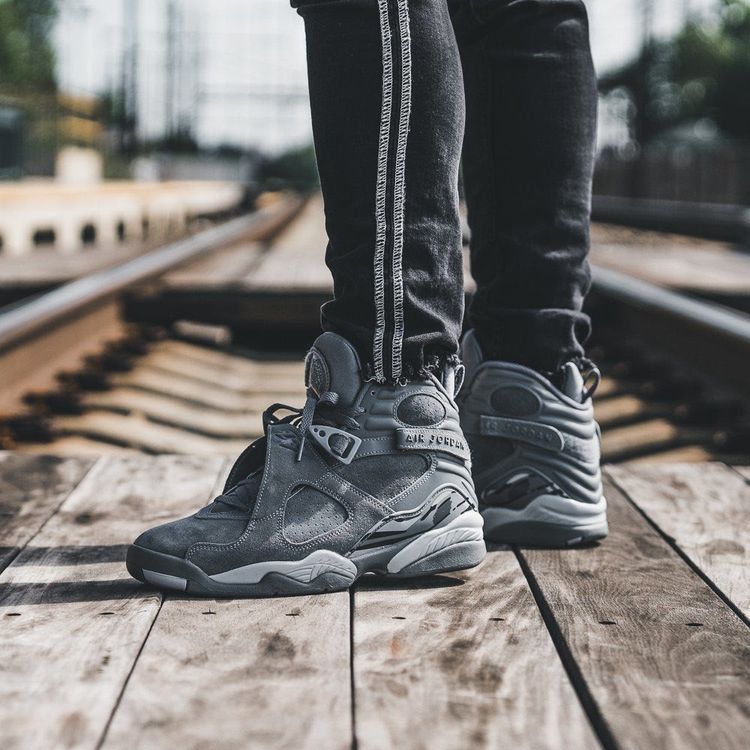 jordan 7 neutral grey on feet