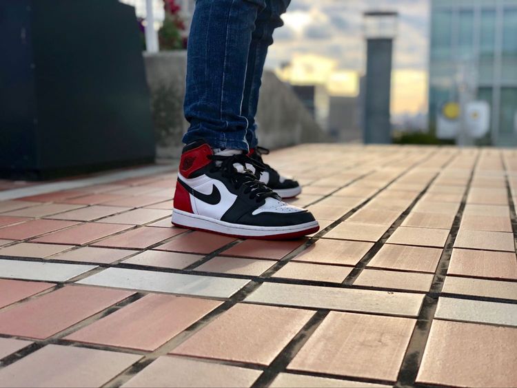 jordan 1 retro high og black toe 2016