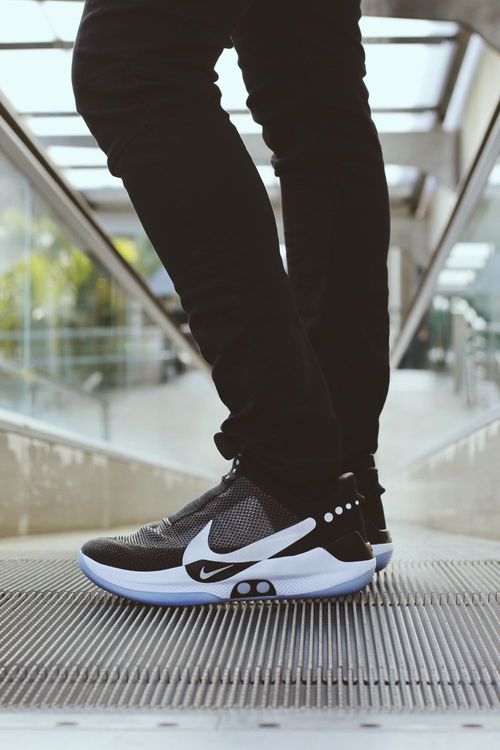 nike adapt auto max goat