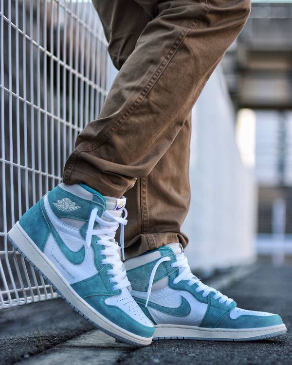 Air Jordan 1 Retro High OG 'Turbo Green' - Air Jordan - 555088 311 | GOAT