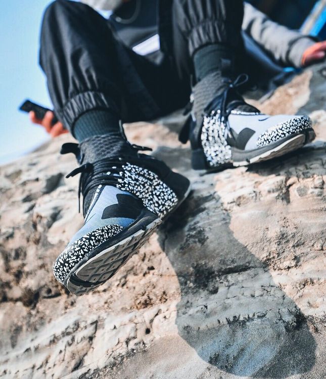 acronym x nike air presto mid cool grey