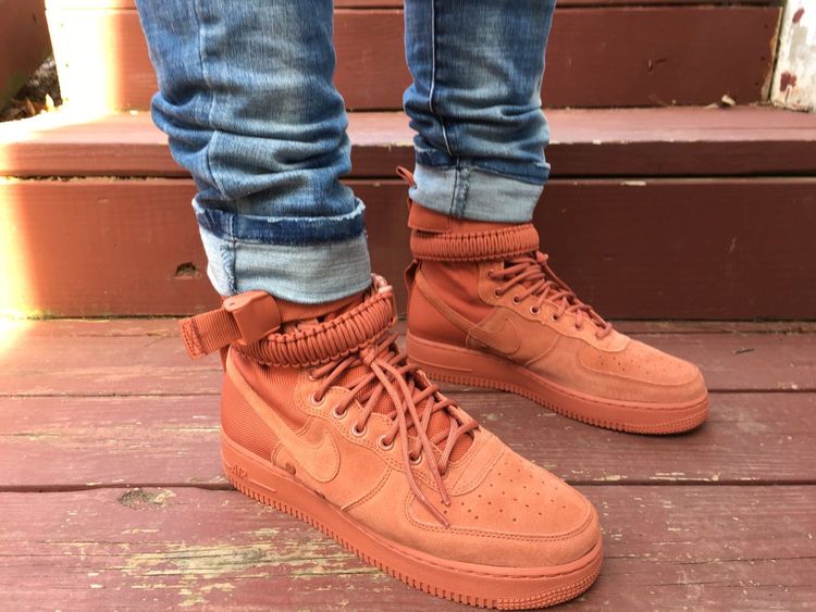 air force 1 dusty blue on feet