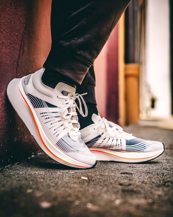 nike breaking 2 shoes