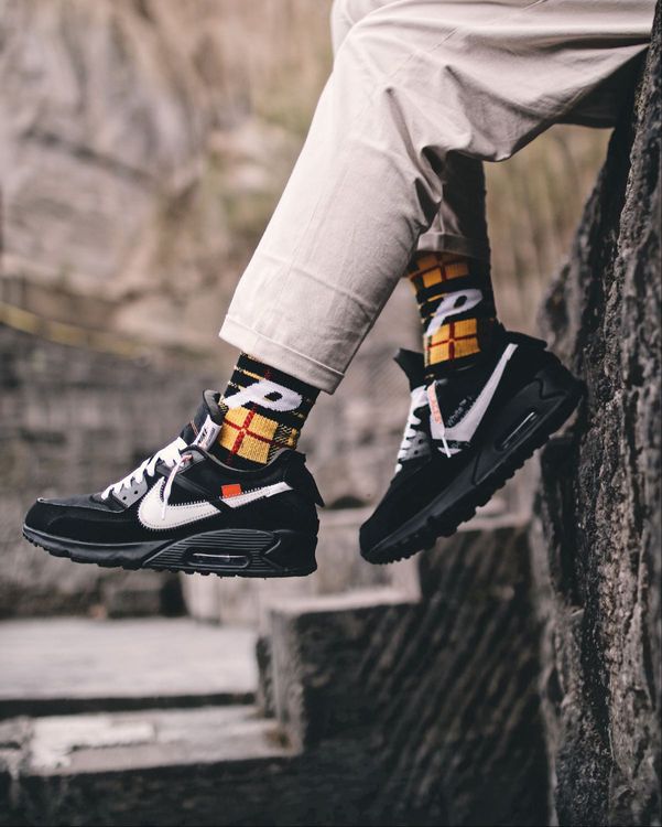 air max 90 off white on feet