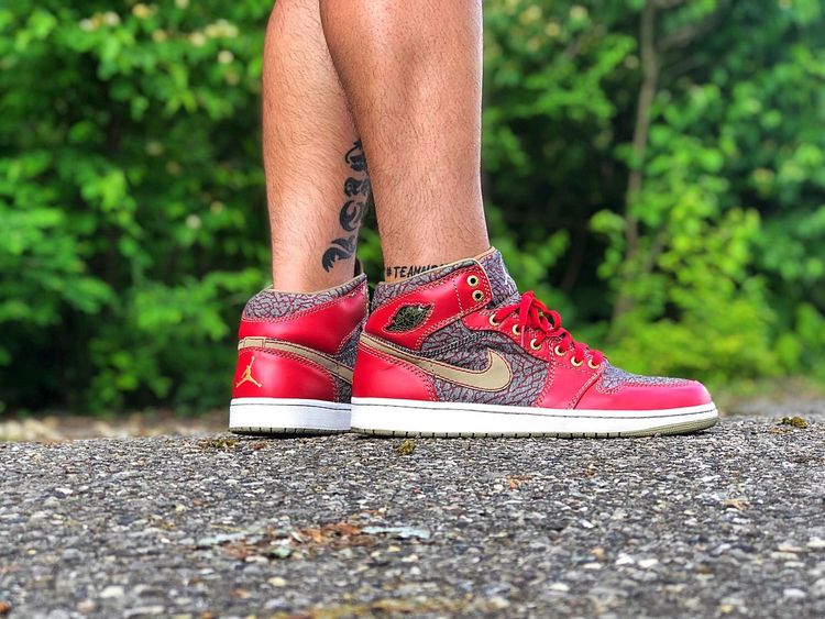 levis 501 with jordans