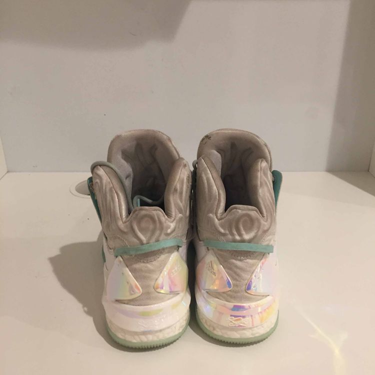 d rose white christmas