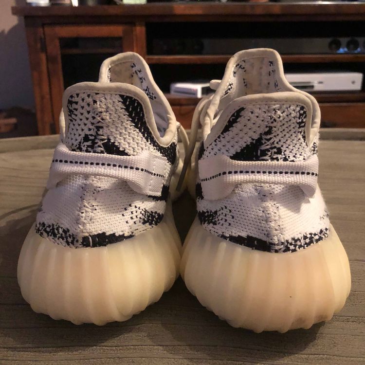Yeezy Boost 350 V2 'Zebra' - adidas - CP9654 | GOAT