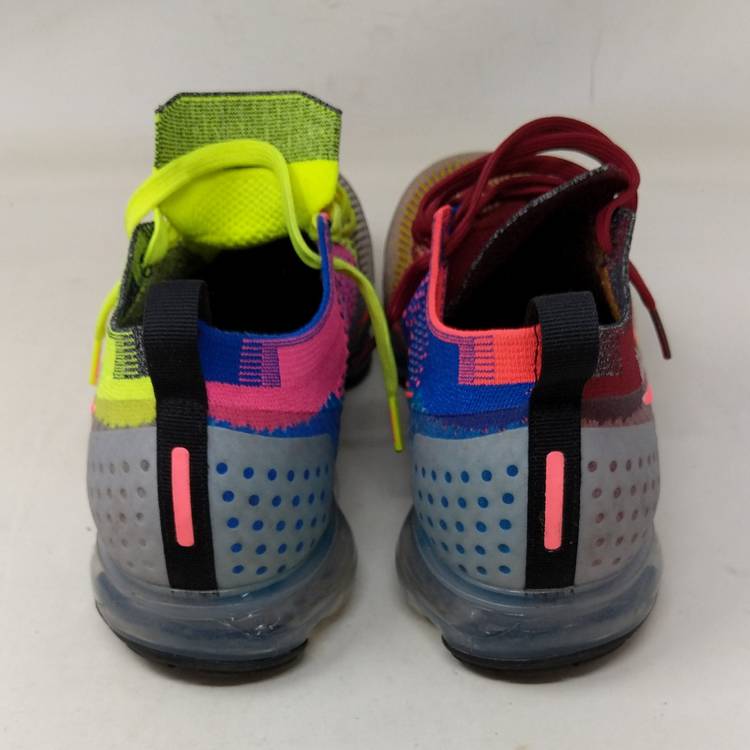 Nike Air Vapormax Flyknit 2 Sneakers in Gray Gray Lyst