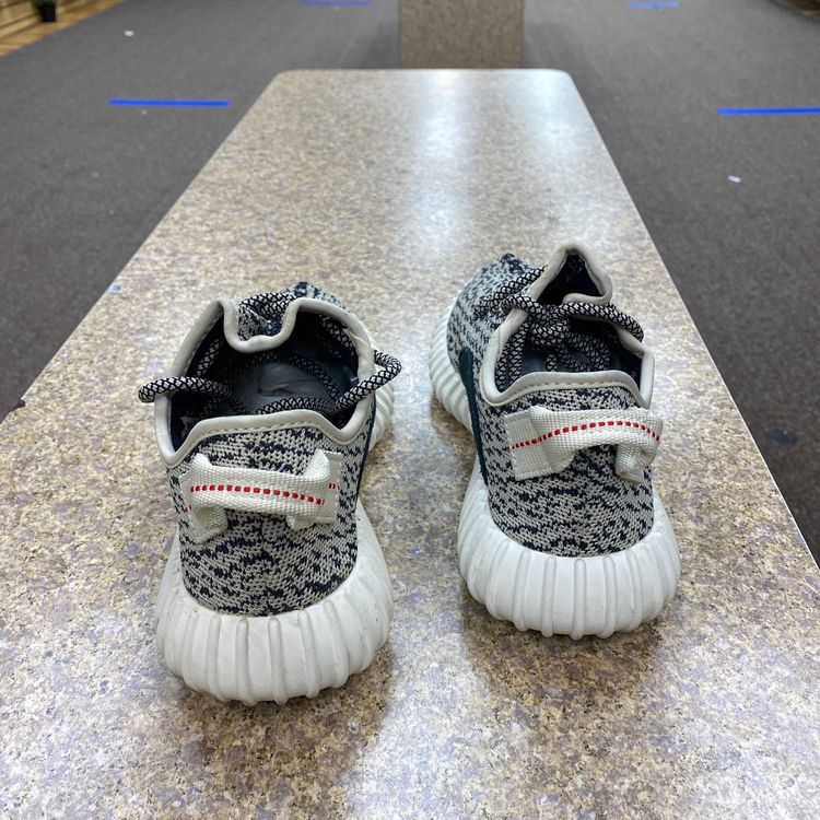yeezy boost 1050