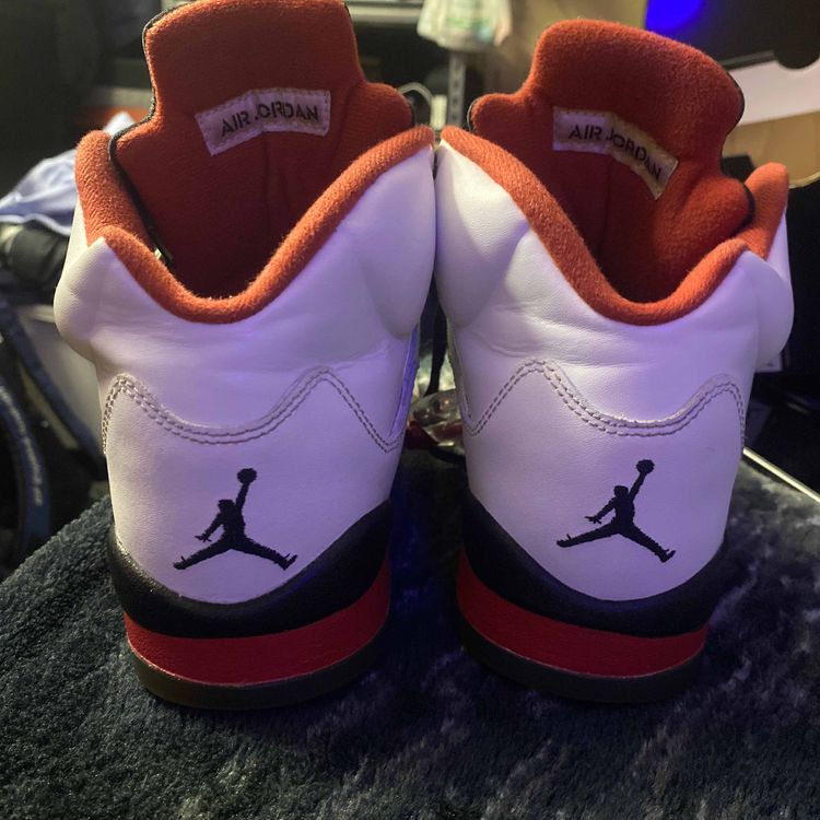 jordan 5 retro fire red black tongue