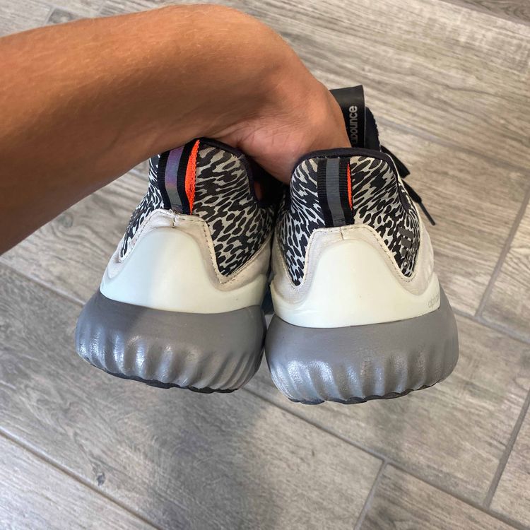 adidas aq8214