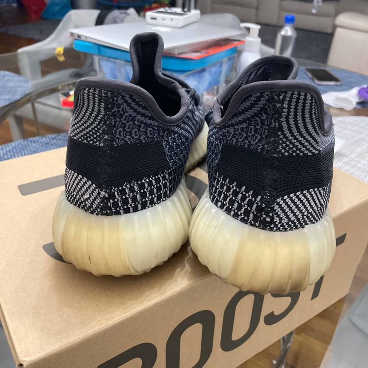 Yeezy Boost 350 V2 'Carbon' - adidas - FZ5000 | GOAT