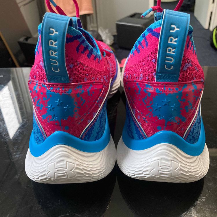 Curry 8 pi day clearance